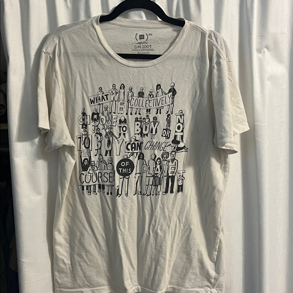 GAP Red Cream Graphic Tee GM 2009 Geoff Mcfetridge planet L - Picture 2 of 3